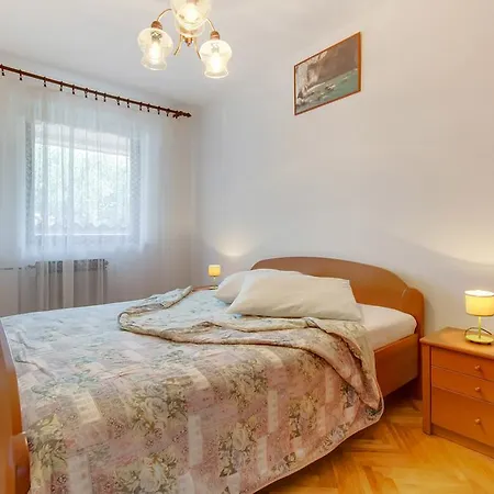 Franjo Apartment