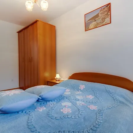 Franjo Apartment